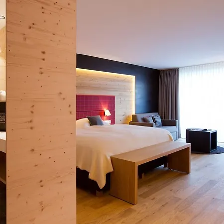 Hotel Walserstube 4*