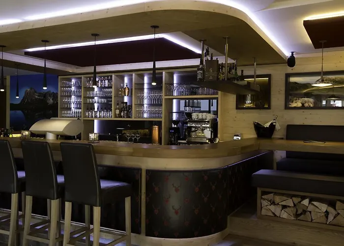 Hotel Walserstube 4*